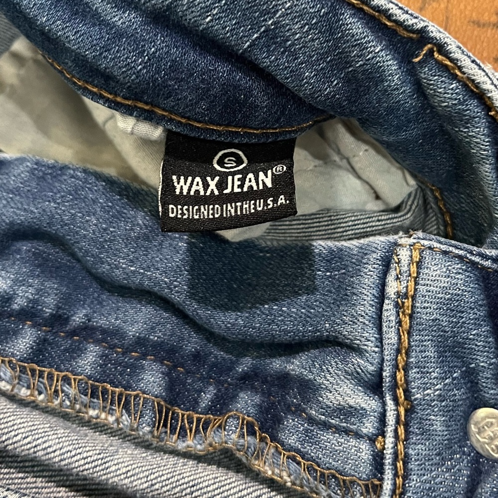 Wax Jean Womens Small Dark Wash Distressed Jean Denim Summer Casual Shorts - Picture 3 of 13
